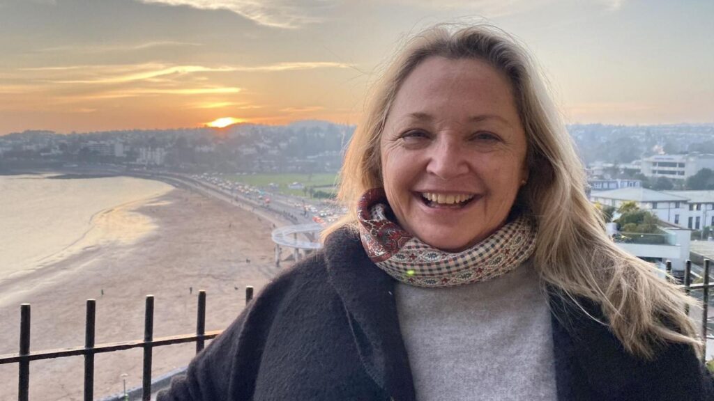 Councillor sanctioned for row with chief executive